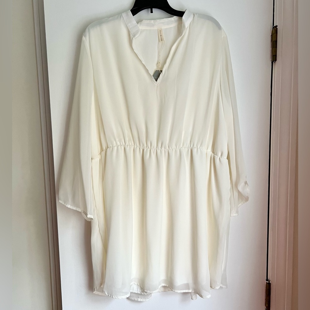 NWT! Pinkblush Maternity Ivory Chiffon Plus Blouse Size 1X